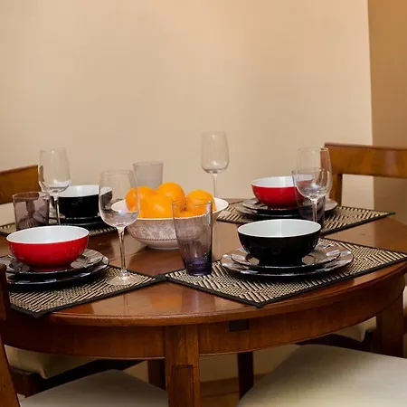 Two Bedroom At Center شقة